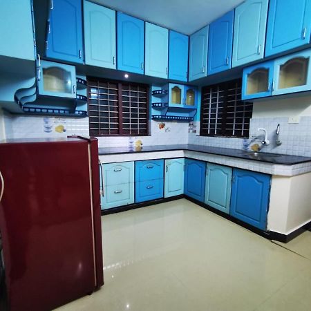 J2 Home Stay - Luxury Homes With Caravan Services Thiruvananthapuram Zewnętrze zdjęcie