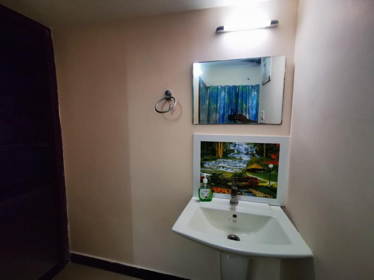 J2 Home Stay - Luxury Homes With Caravan Services Thiruvananthapuram Zewnętrze zdjęcie